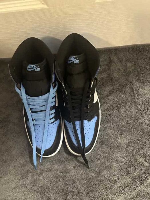 Nike Air Jordan 1 High Obsidian
