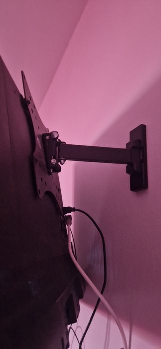 Televisao Kunft e Suporte de parede