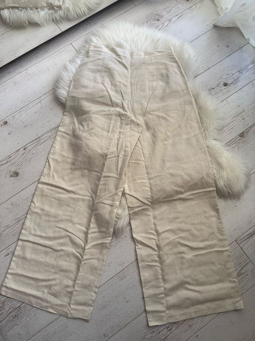 Eleganckie materiałowe spodnie