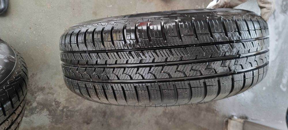 Opony 175/65/15 wielosezonowe