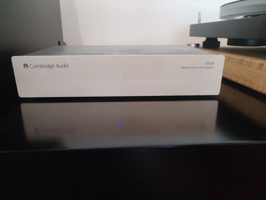 Cambridge Audio 640P MM/MC Phono Pre-Amplificador