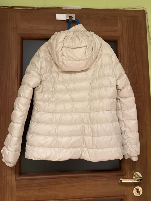 Kurtka kremowa puchowa Massimo Dutti