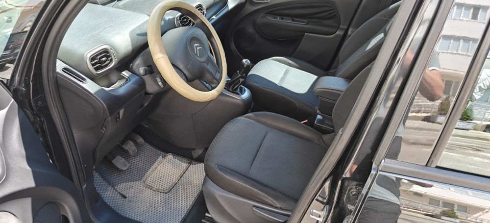Продам Citroen c 3 pikaco