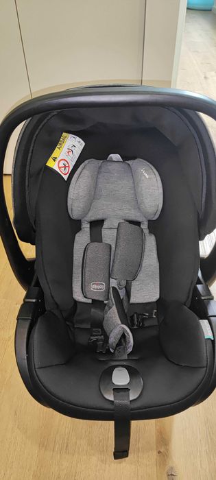 Conjunto de Cadeira Chicco First Seat Recline i-Size + Base Full 360 Isofix