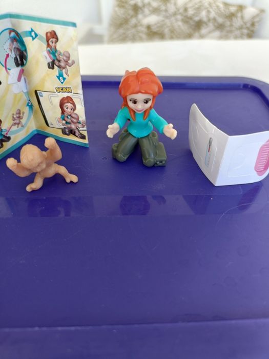 Brindes de ovos Kinder