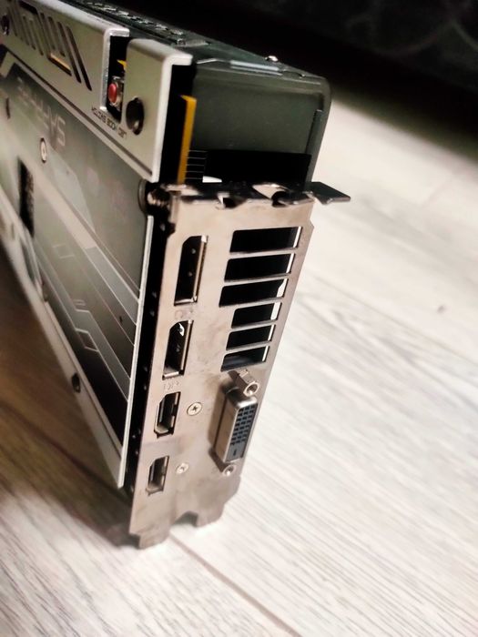 Видеокарта б\у SAPPHIRE RX470 4GB