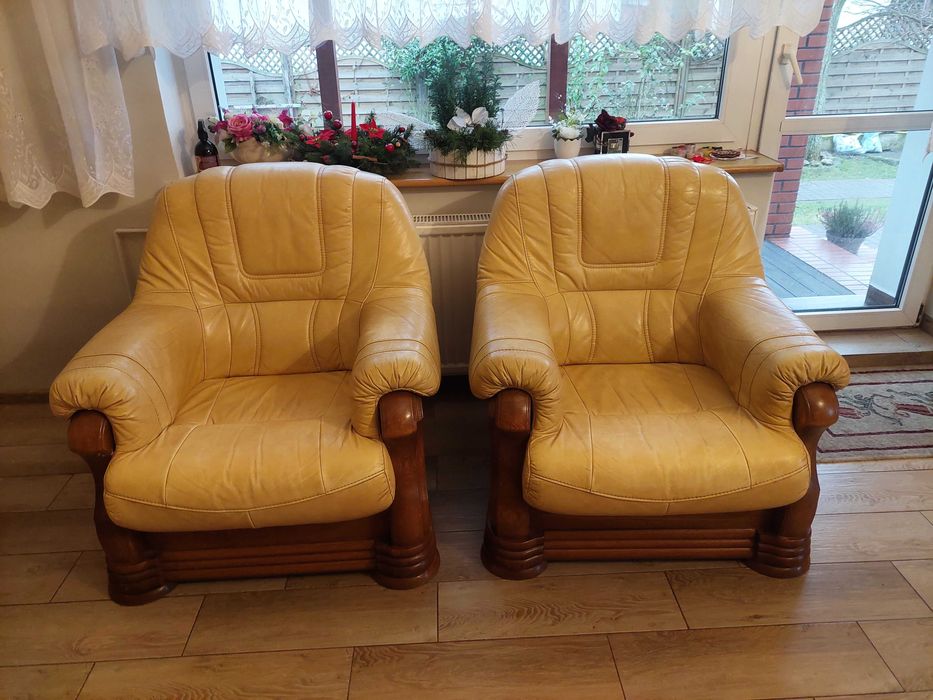 komplet wypoczynkowy /2 fotele plus kanapa/ dąb skóra