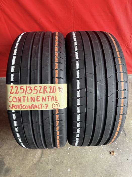 Pneus 225/35/20 Continental Impecaveis