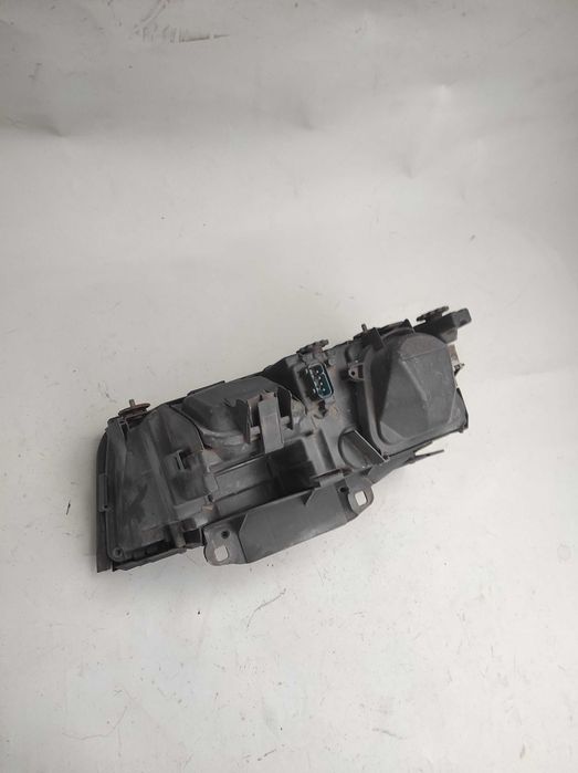 BMW Seria-7 E38, OE: 03010.43202, Lampa prawy przód, Soczewka, EUROPA!