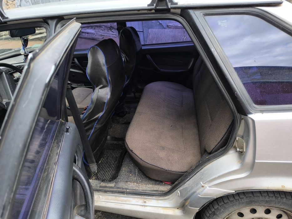 Автомобіль ВАЗ 2114