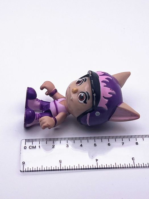 Betty McBat Figura de Ação Top Wing Hasbro (2018)