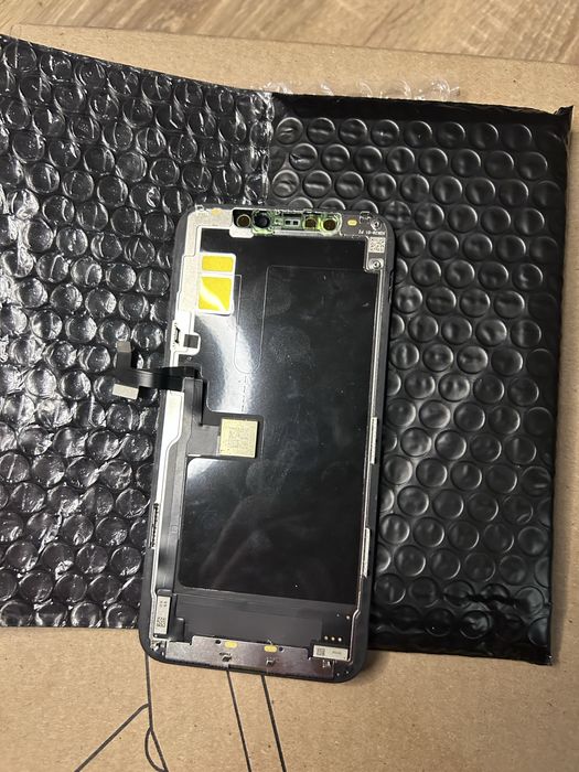 Комплект для заміни дисплея iPhone 11 Pro з захисним склом