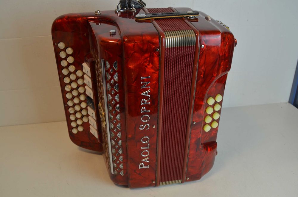 Concertina Paolo Soprani 3 voz   Tonalidade. Do - Made in Italy