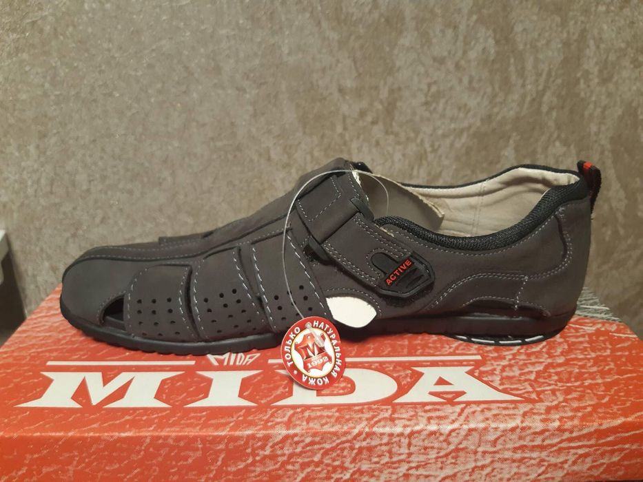 Продам сандали кожанные