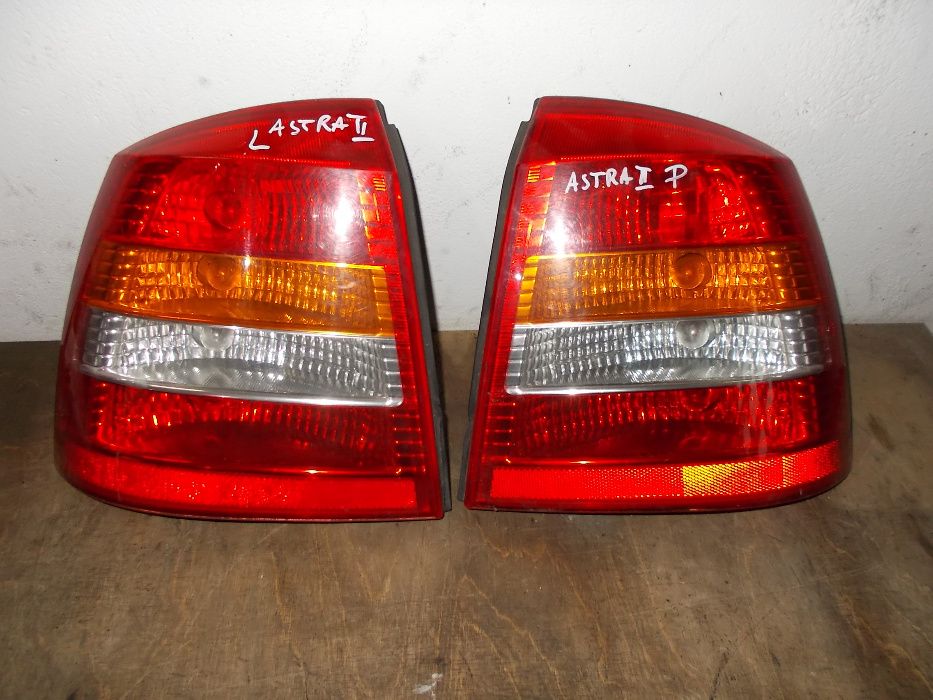 Lampa tył prawa Astra II hatchback