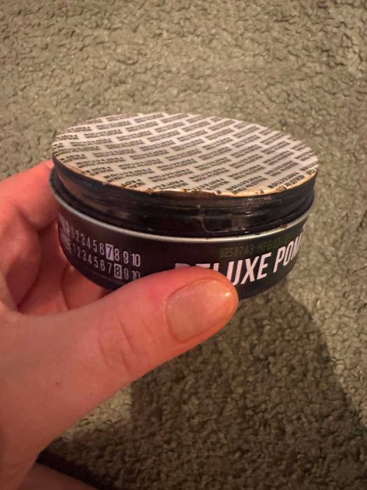 Pomada do włosów UPPERCUT DELUXE czerwona 100g 22066
