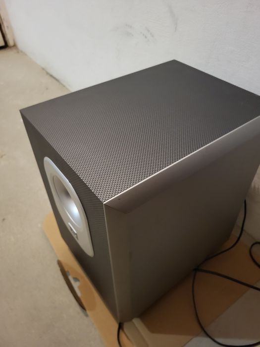 JBL SUB 200 subwoofer