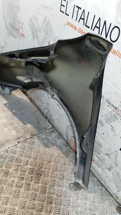 Guarda-Lamas Frente Direito Volkswagen Jetta
