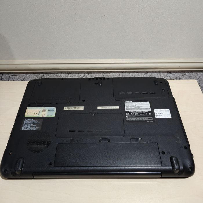 Laptop Toshiba A350 120GB SSD 4GB RAM Radeon SPRAWNA BATERIA