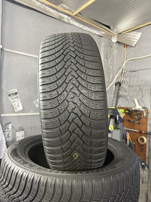 Колеса/резина/гума 235/55R19 Falken