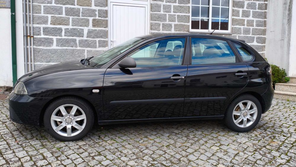 Seat Ibiza 6L - ÓTIMO ESTADO foto 2