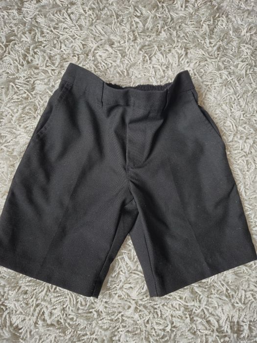 Spodenki eleganckie garniturowe 104/110