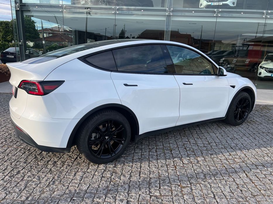 Tesla Model Y Tração Traseira