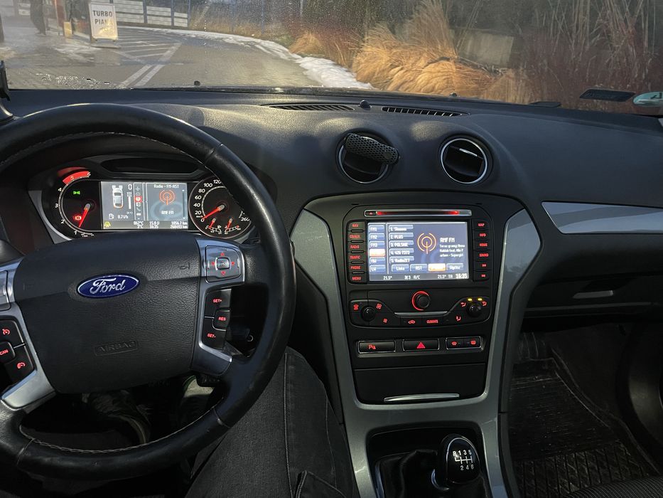 Ford mondeo titanium mk4 2.0 tdci 2011