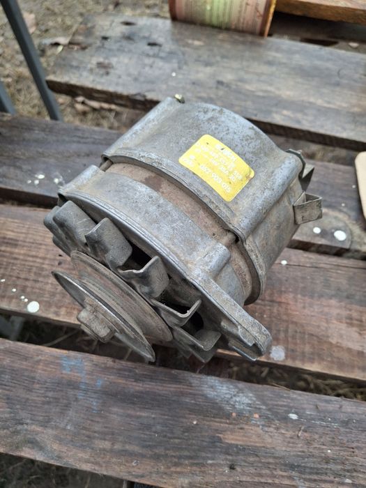 Генератор оригінал Bosch