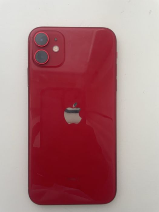 Apple iPhone 11 64GB RED – sprawny, rozbity przód