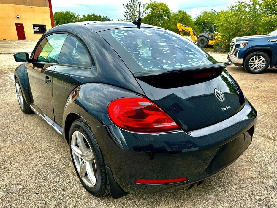 Volkswagen Beetle Classic      2016