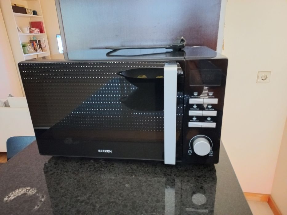 Microondas com grill