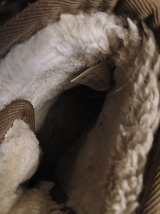 Продам ботинки зимнии