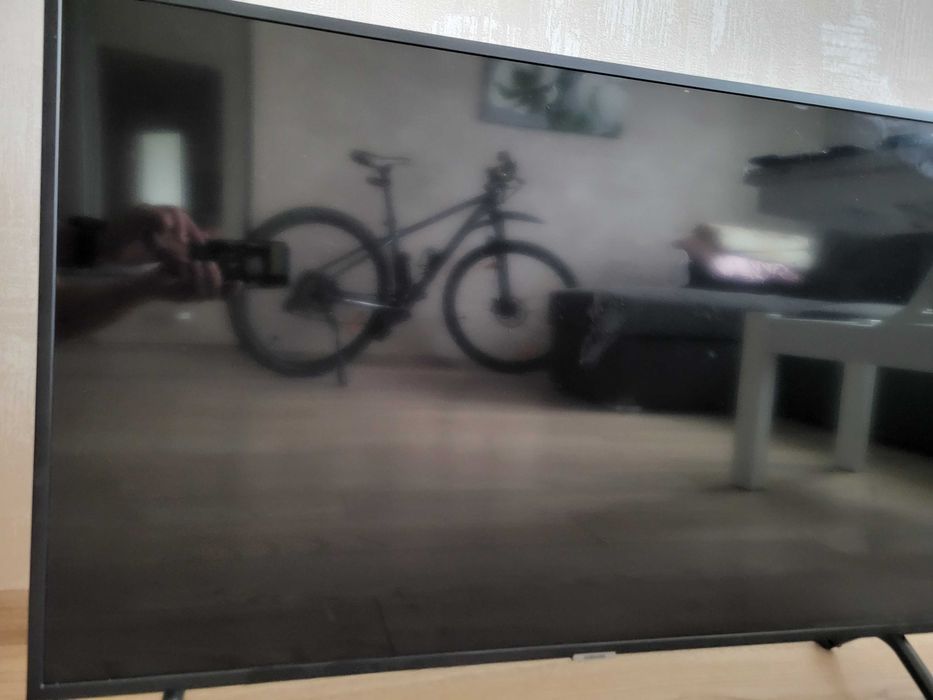 Продам телевізор Samsung LED ( Smart TV )