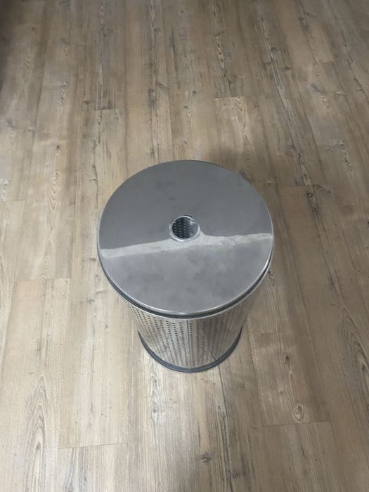 Cesto de roupa como novo