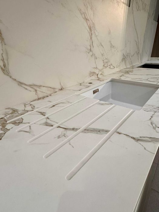 Tampo e Revestimento de Cozinha em Dekton Entzo