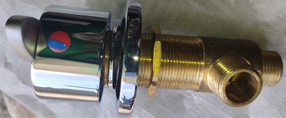 Кран латунний хромований поворотний одинарний 1/2"