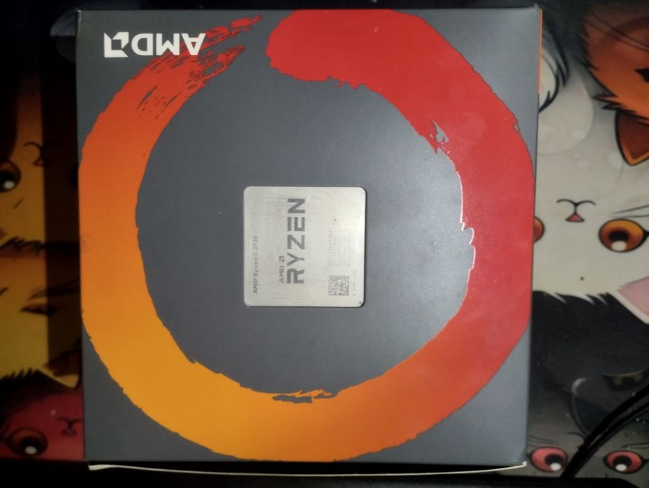 Процесор R7 2700 8ядер 16потоків
