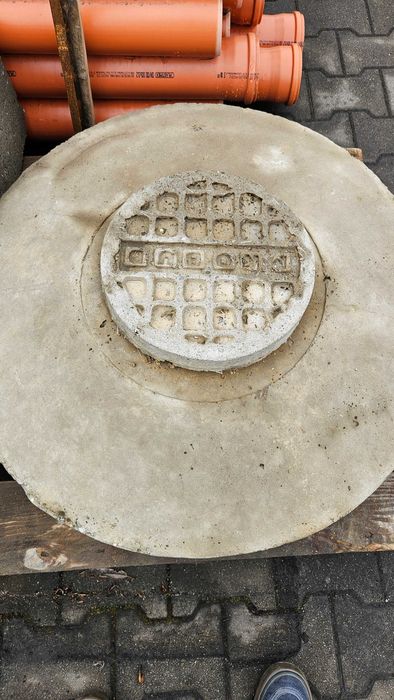 Właz do szamba betonowy