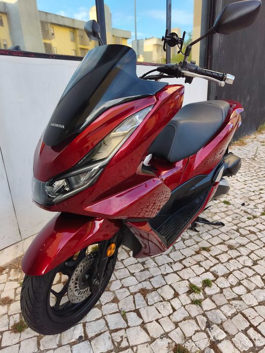 PCX Honda 2022 impecável e com garantia!