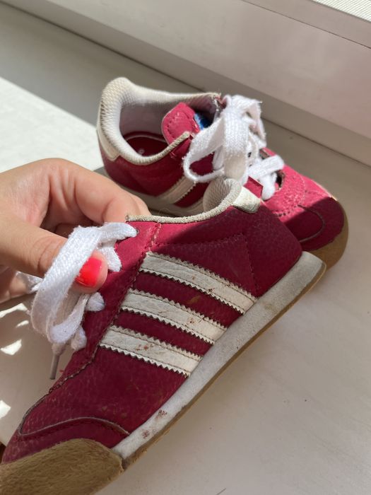 Кросівки Adidas samoa 25 р/ Nike pico 25 р