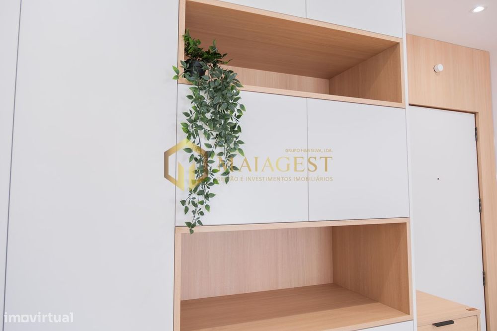 Apartamento T1+1 Totalmente Mobilado no Coração de Nogueira