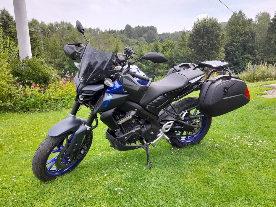 Sprzedam używane kufry boczne ze stelażem