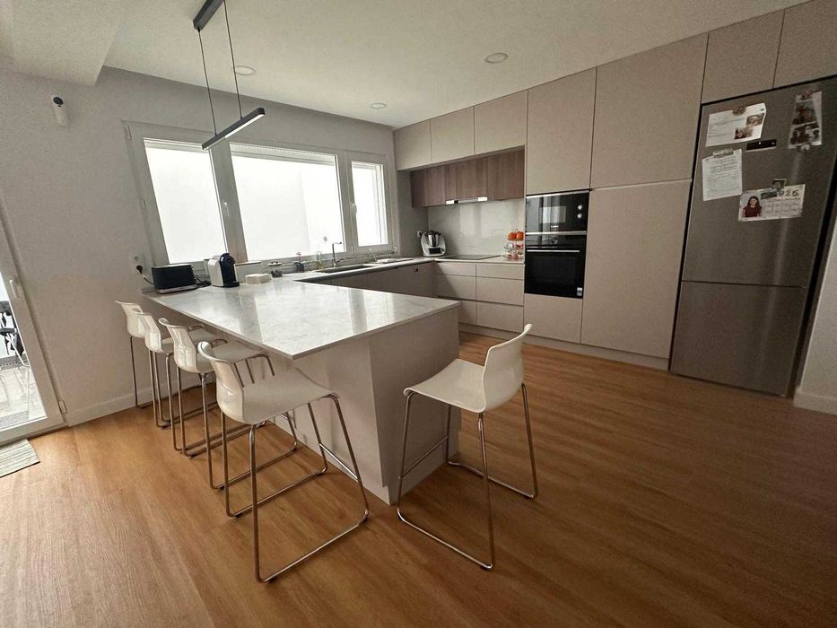 Mobiliário diverso por medida