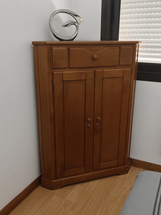 Quarto completo com colchão