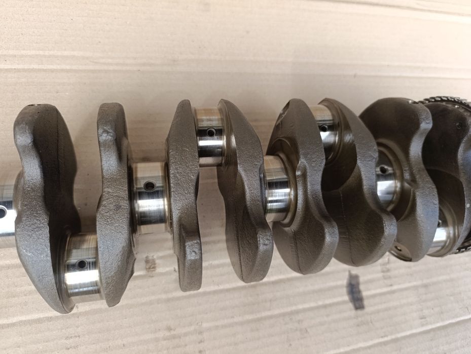 Продам колінвал 1.7 A17DTR Z17DTR Opel Zafira B опель Зафіра б