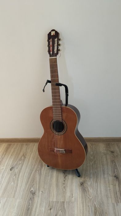 Gitara klasyczna Alhambra 2c + pokrowiec i stojak