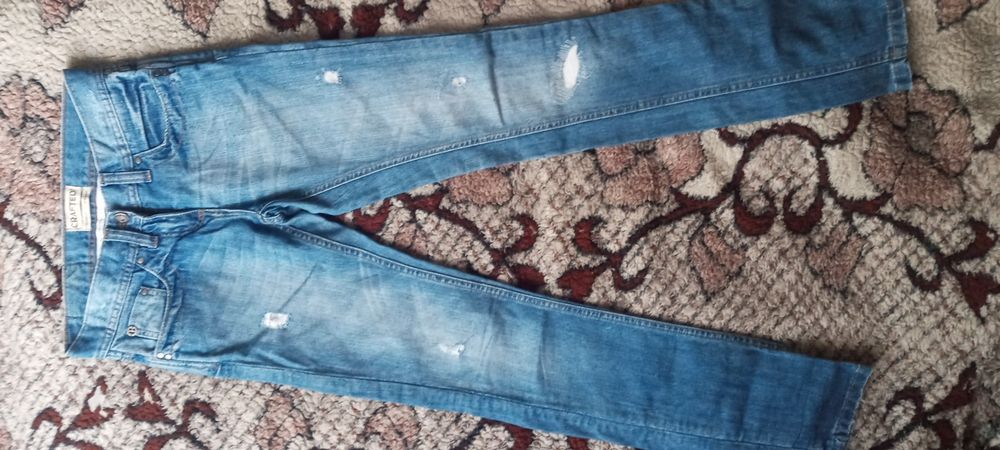 Spodnie jeansowe straight