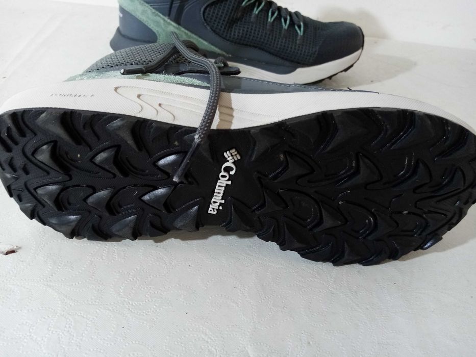 buty trekkingowe trekkingi columbia 40 idealny stan