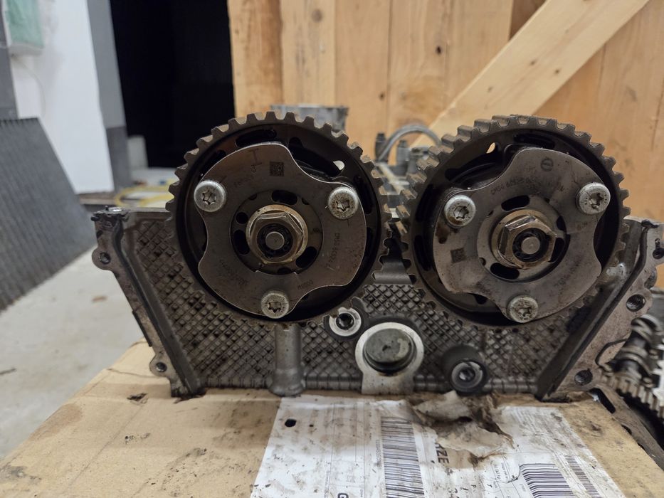 Głowica silnika 1.0ECO BOOST M1DA SFJA pbcm5g 6090